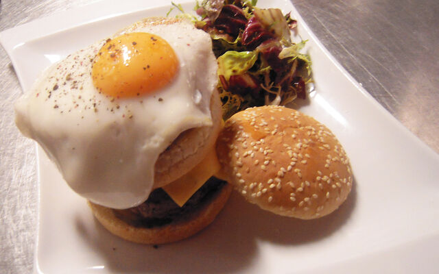 BIG BOY BURGER 02.jpg