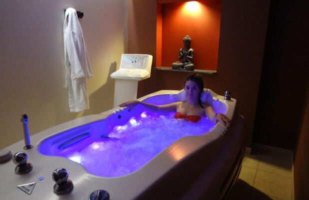 Bain-à-remous.jpg