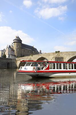 Bateau Vallis Guidonis-Crédit photo ©P.Rebmann-OT Pays de Laval (7).jpg