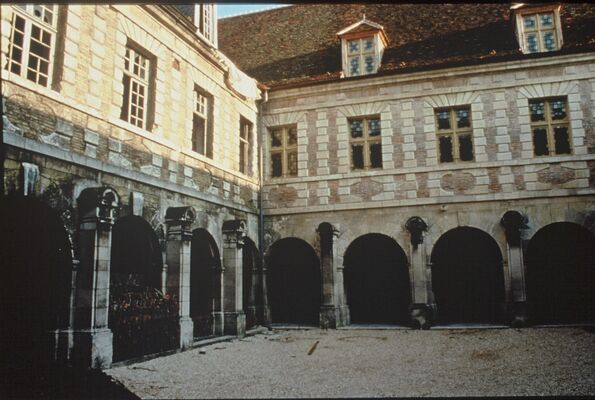 Abbaye st Martin es Aires.jpg