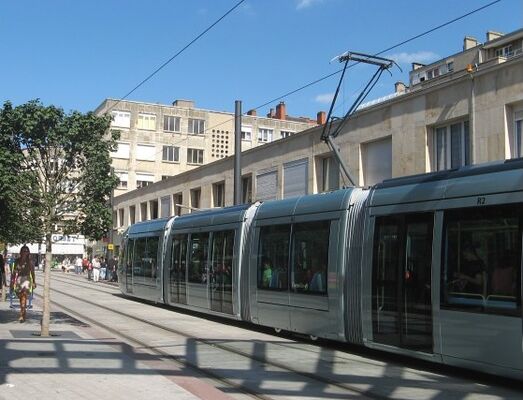 Rue_Vieille_Poissonnerie_valenciennes.jpg