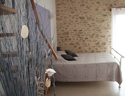 breuil-chaussée-les-pierres-dantan-chambre-mauve3-SIT.jpg