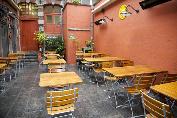 Bouledebleu-terrasse-Mons.jpg