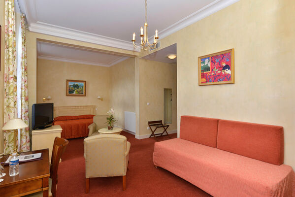 Castel Jeanson 437.jpg