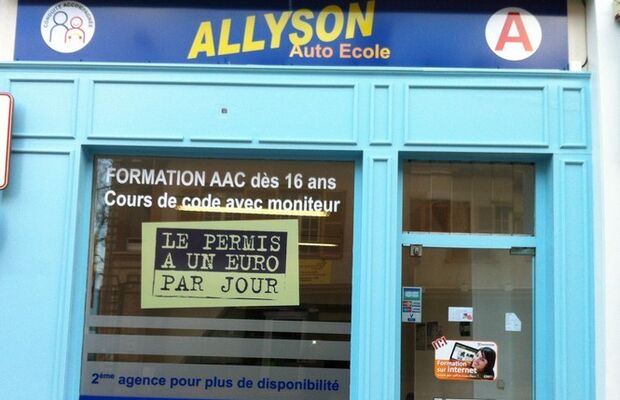 Auto école Allyson - de gaulle.JPG