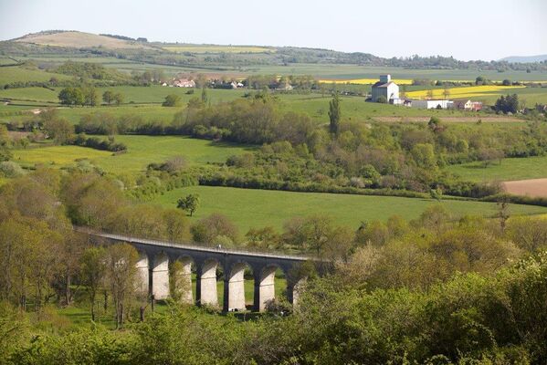 Viaduc & vue sur Nolay©A Muzard
