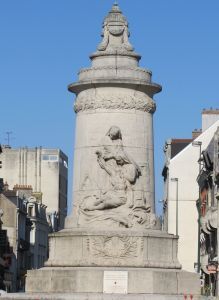 Monument aux Infirmières (2)_WEB© Office de tourisme de Reims.jpg