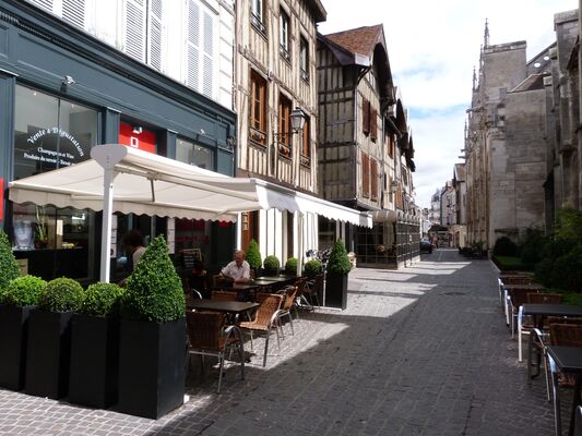 Rouge et Noir - Terrasse.JPG