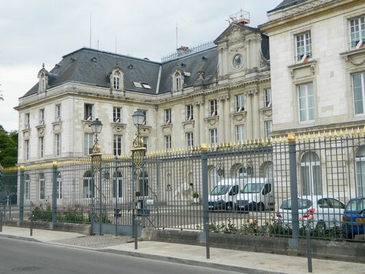 Préfecture.jpg
