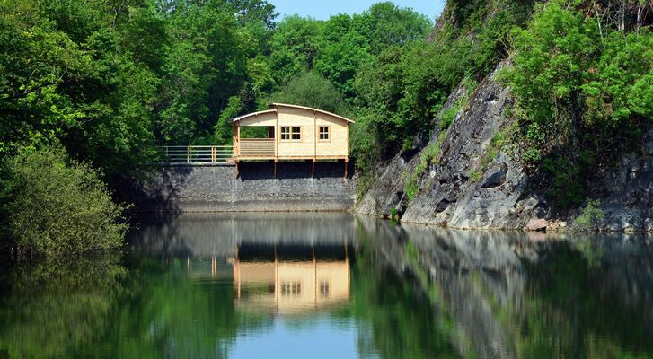 cabane-digue.jpg