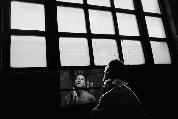 d'entre eux © cédric gerbehaye - agence vu.jpg