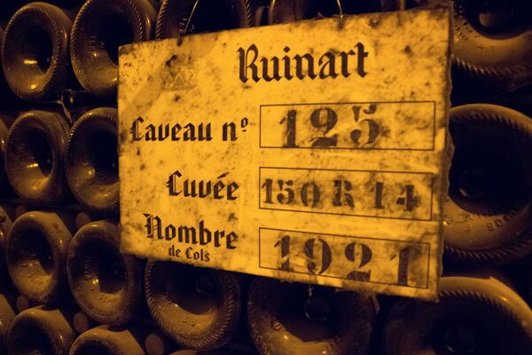 Champagne Ruinart © OT Reims - Carmen Moya 2012 (6).jpg