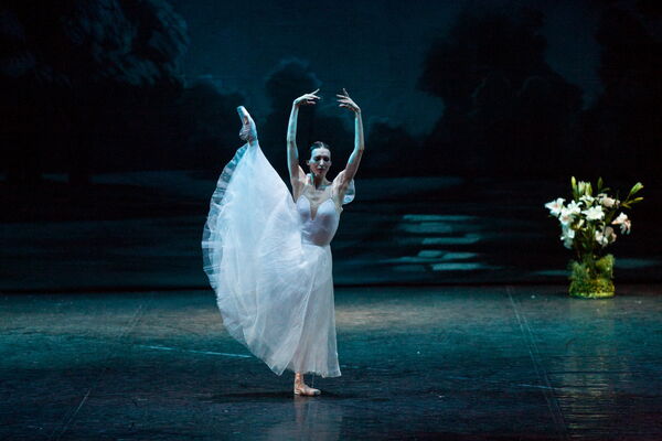 Giselle ©Yacobson Ballet.jpg
