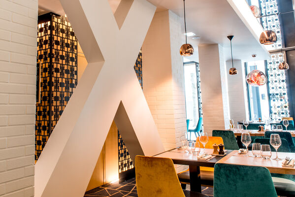 Restaurant Caf+® de la Paix - -® MKB Prod (1).jpg