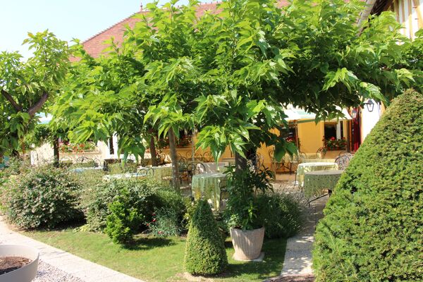 auberge du lac.jpg