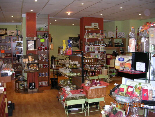 saveurs-et-decouvertes-salon-de-thé-valenciennes-boutique (2).jpg