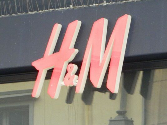 H&M.jpg