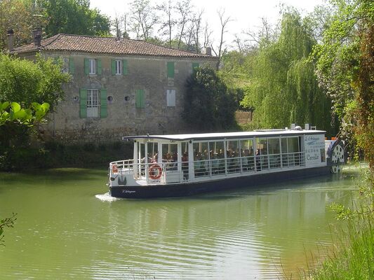NAVIGATION SUR LA BAISE