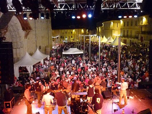 FESTIVAL DE BANDAS