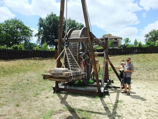 CAMP DE SIEGE MEDIEVAL