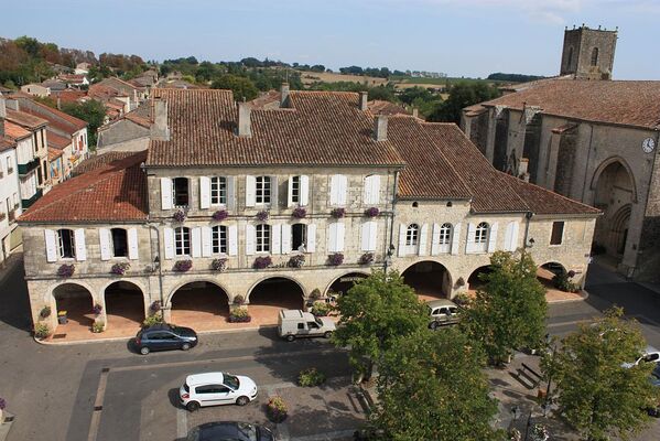 PLACE DE LA BASTIDE