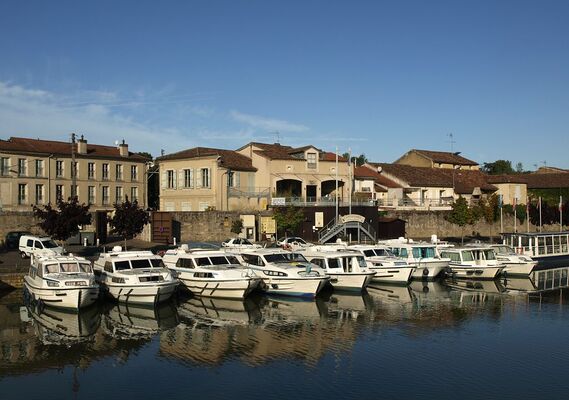 NAVIGATION SUR LA BAISE
