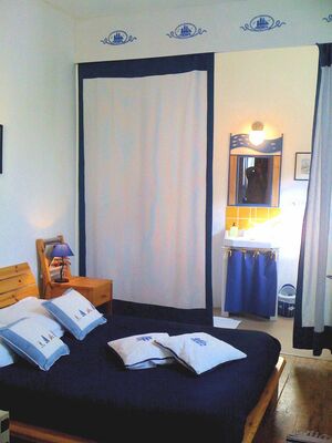 CHAMBRE D'HÔTES MARINE À CONDOM