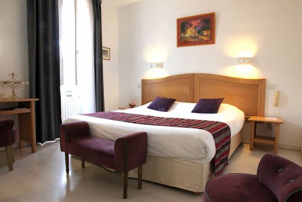 HOTEL LE CONTINENTAL