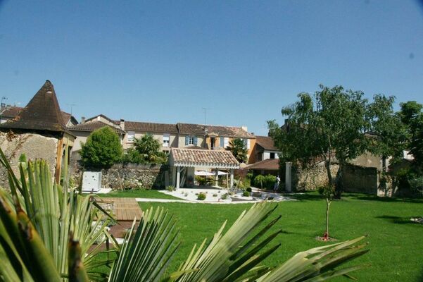 Jardin aménagé et clos