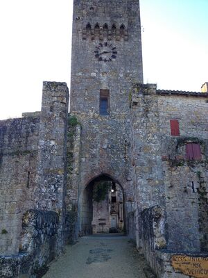 Village de Larressingle, dans le Gers