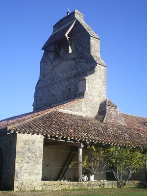 Clocher-mur