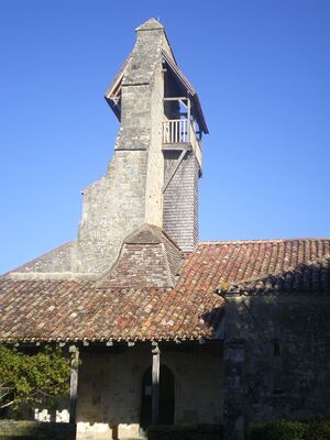 Porche et clocher-mur