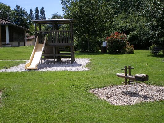 AIRE DE JEUX