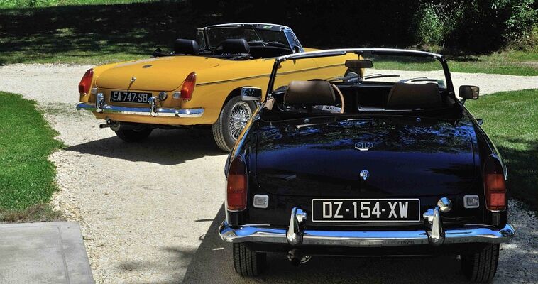 CLASSIC CARS