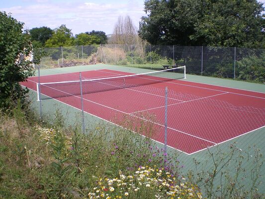 TENNIS CLUB