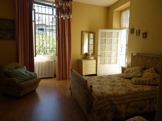 CHAMBRE SPACIEUSE