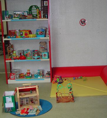 PETITE ENFANCE LUDOTHÈQUE CONDOM