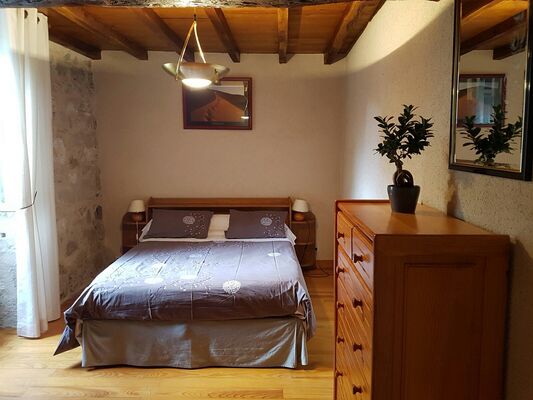 Chambre double avec grand lit