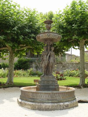 Fontaine les Trois Graces à Condom