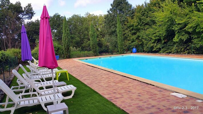 GÎTE AVEC PISCINE