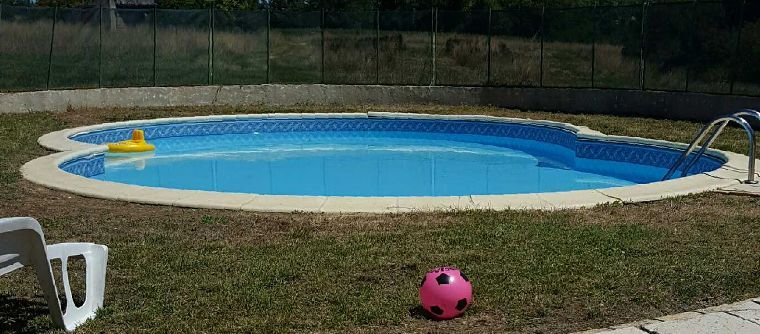 GÎTE AVEC PISCINE