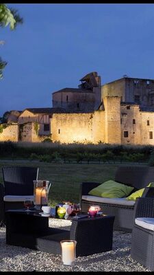 Larressingle by night