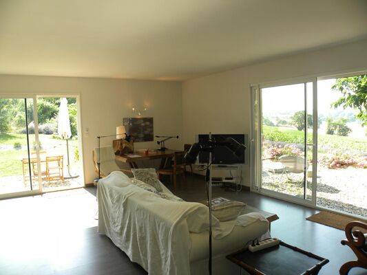 PHOTO4