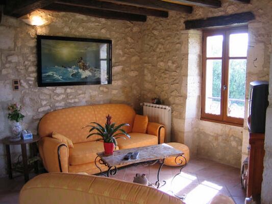 PHOTO2