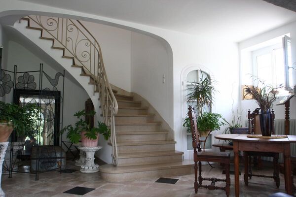 PHOTO1