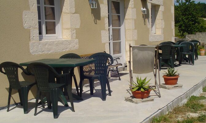 PHOTO1