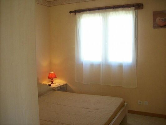 PHOTO2