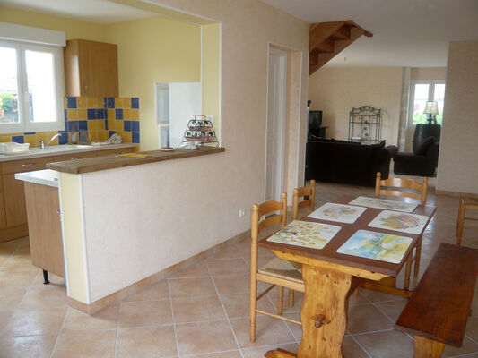 PHOTO2