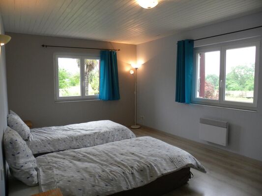 PHOTO1