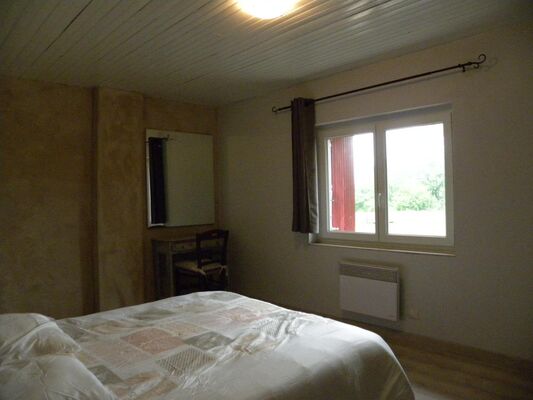 PHOTO3